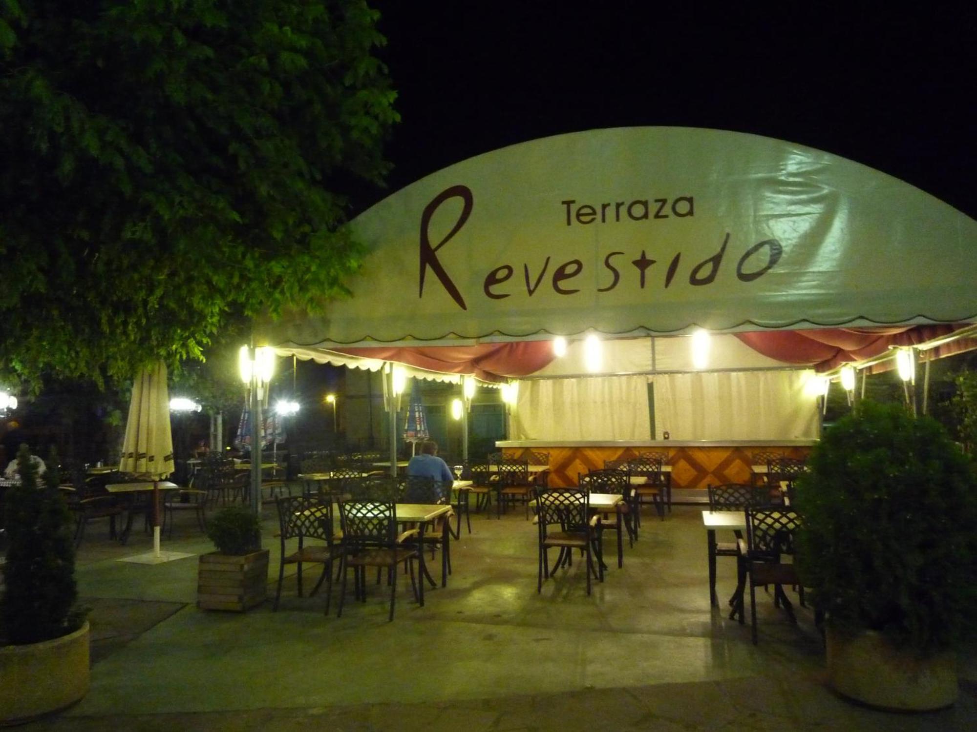 Hotel Restaurante Revestido Escalona Esterno foto